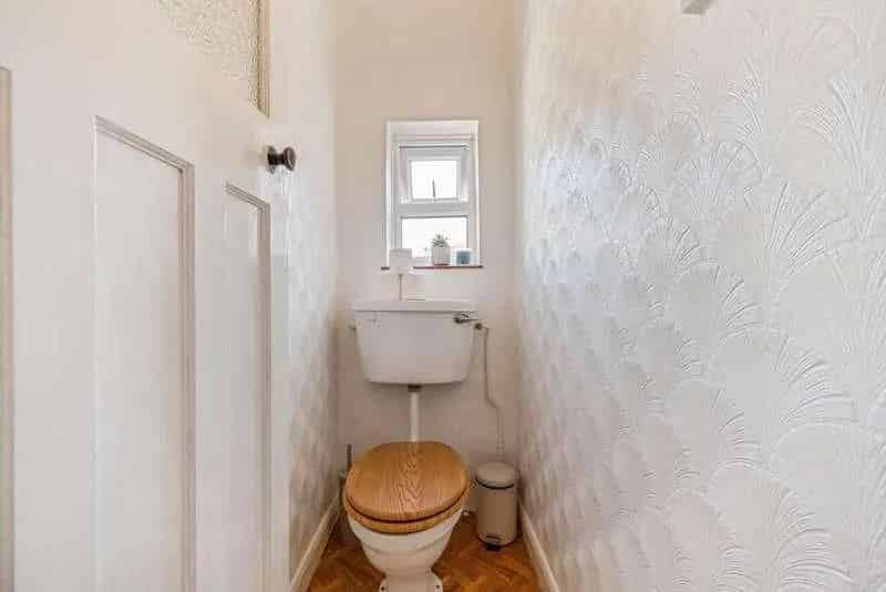 3 Bed End Terraced House For Sale