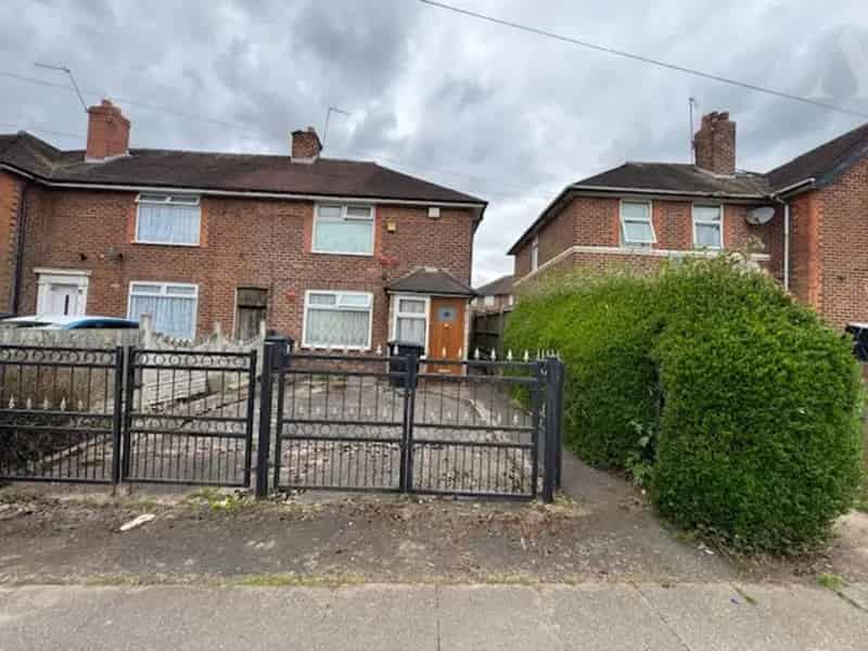 3 Bedroom End of Terrace House for Sale