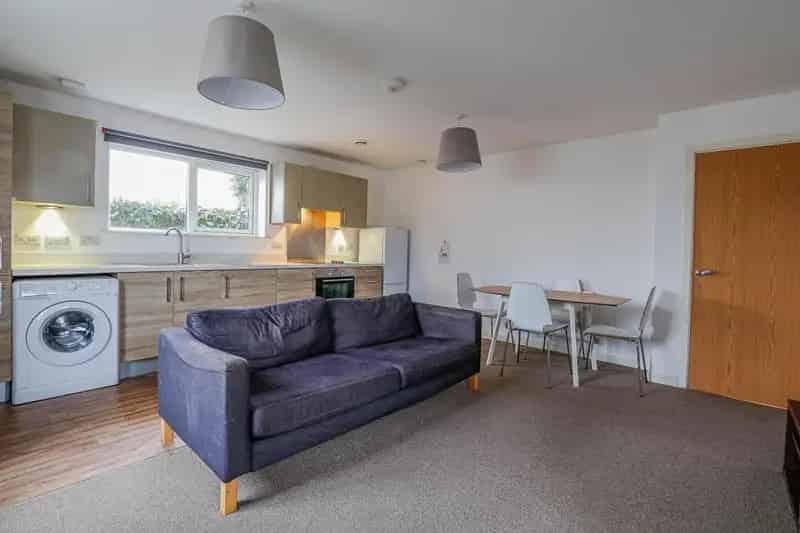 2 Bedroom Apartment to Rent