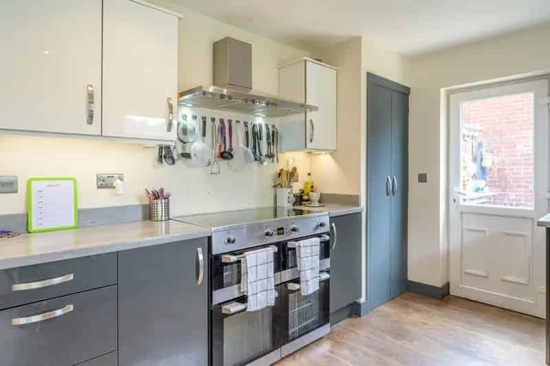 3 Bedroom House For Sale Near Wordsley Green