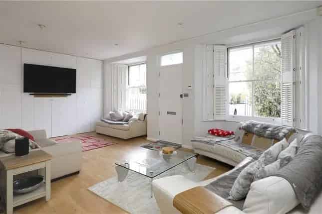 Semi Detached House Wimbledon SW20