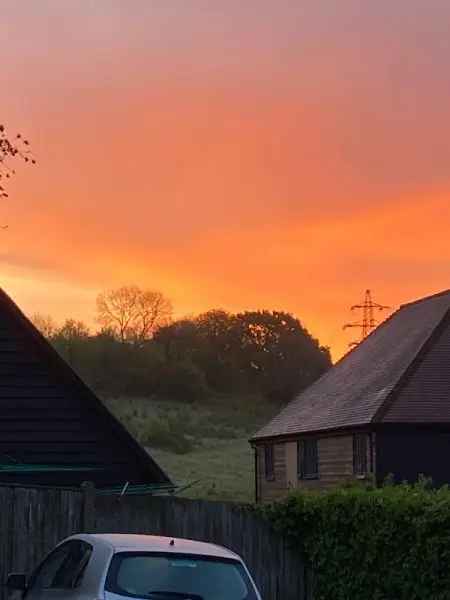 Flat For Rent in Canterbury, England