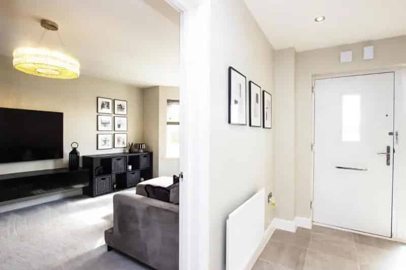 4 bed house for sale