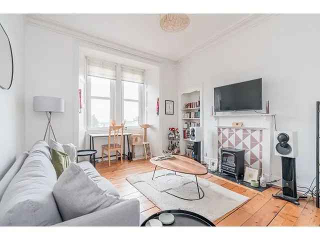 2 Bedroom Flat for Sale in Meadowbank Edinburgh