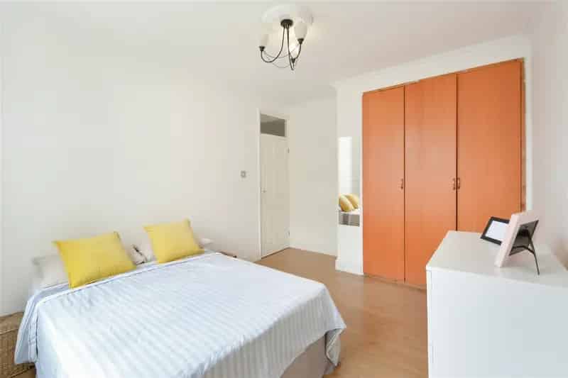 3 Bedroom Flat House to Rent in Bethnal Green