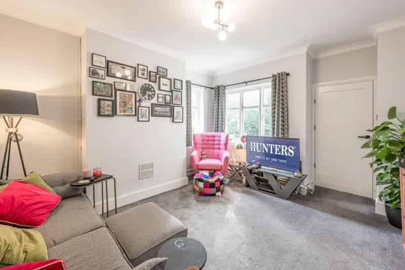 2 Bedroom Grade II Listed Maisonette for Sale Moor Pool Estate