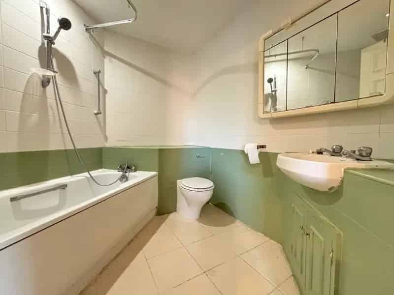 5 Bedroom Apartment House to Rent in Wapping