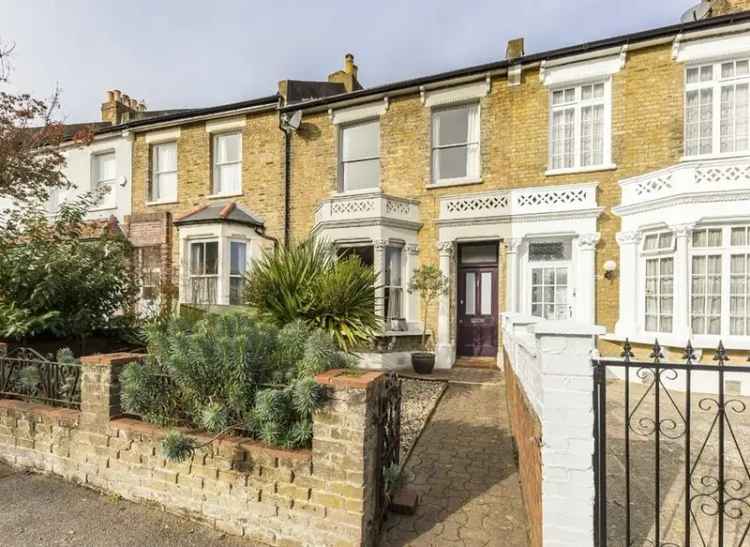 Victorian Home in Central East Dulwich