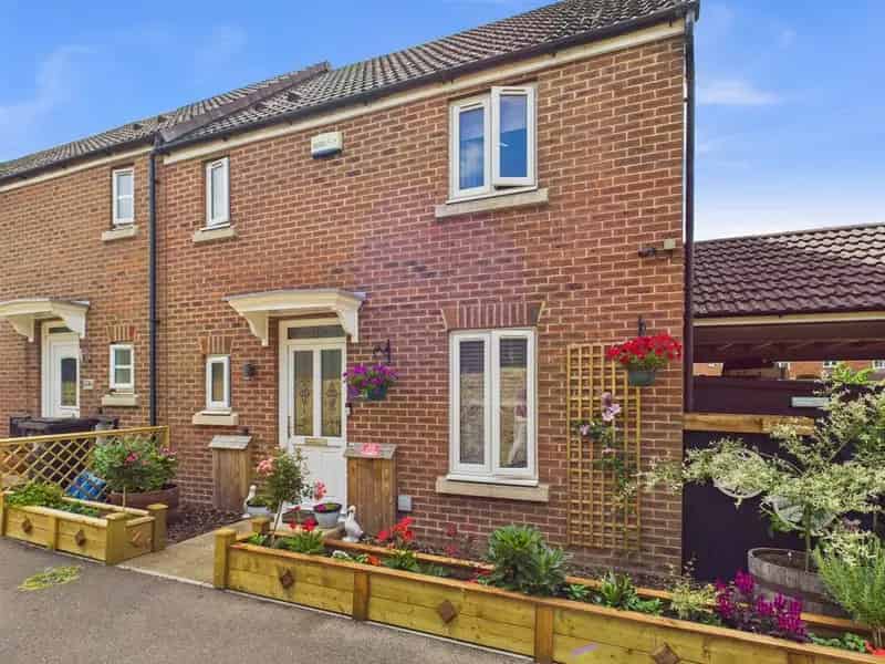 3 Bedroom End Terrace House for Sale in Quedgeley