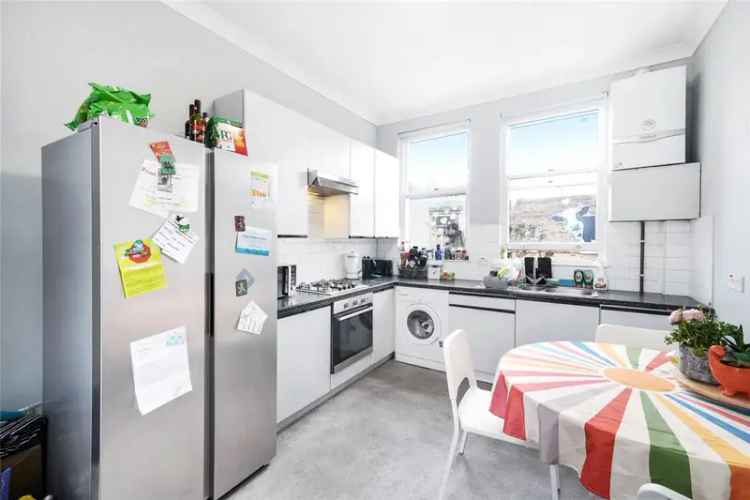 2 bedroom flat/apartment in London