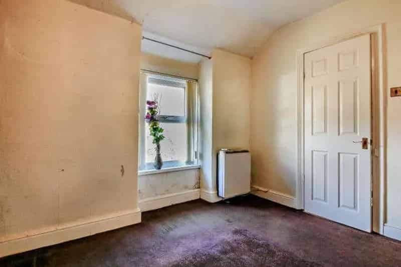 3 Bed Semi-Detached House for Sale in Dolwyddelan