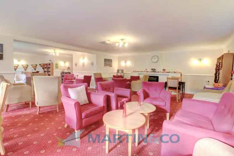 Apartment For Sale in Birmingham, England