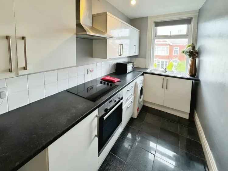 2 Bedroom Flat to Rent Blackpool FY1 Zero Deposit Available