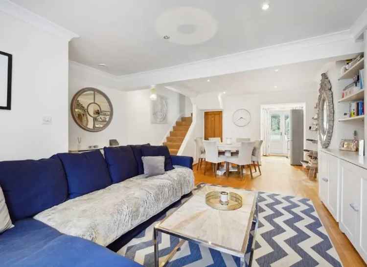 Spacious Period Conversion Two Double Bedrooms Private Garden