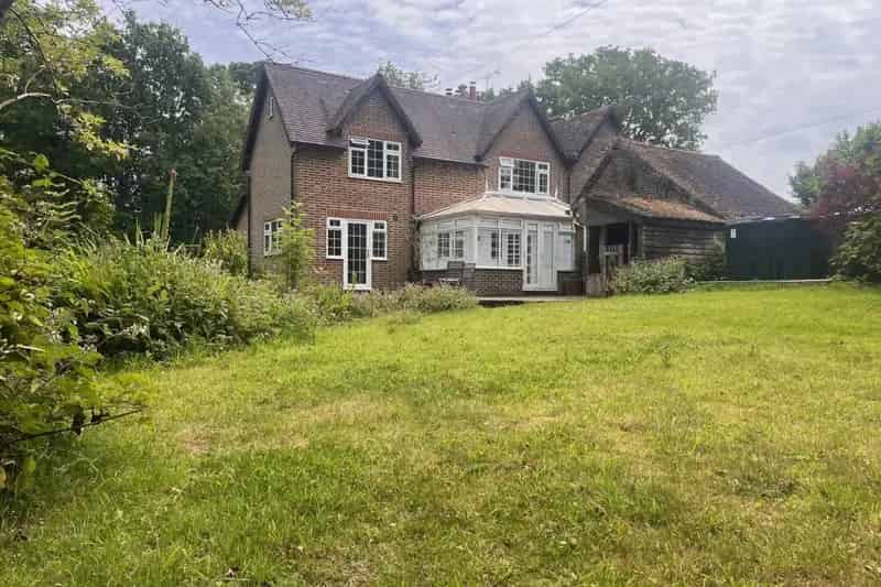 Three Bedroom Period House Near Haywards Heath