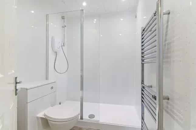 2 Bed Flat Glasgow City Centre Stunning Views Near Universities