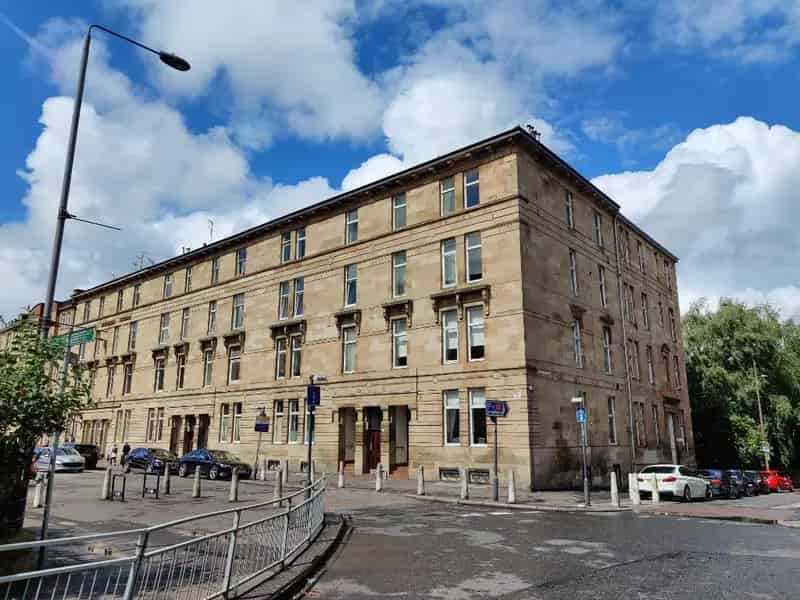 4 bedroom flat to rent