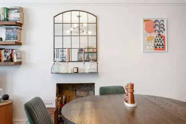 First Floor Apartment in Period Property Putney SW15