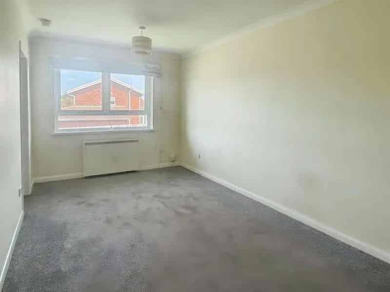 1 Bed Flat for Sale - Ideal for First Time Buyers or Investors