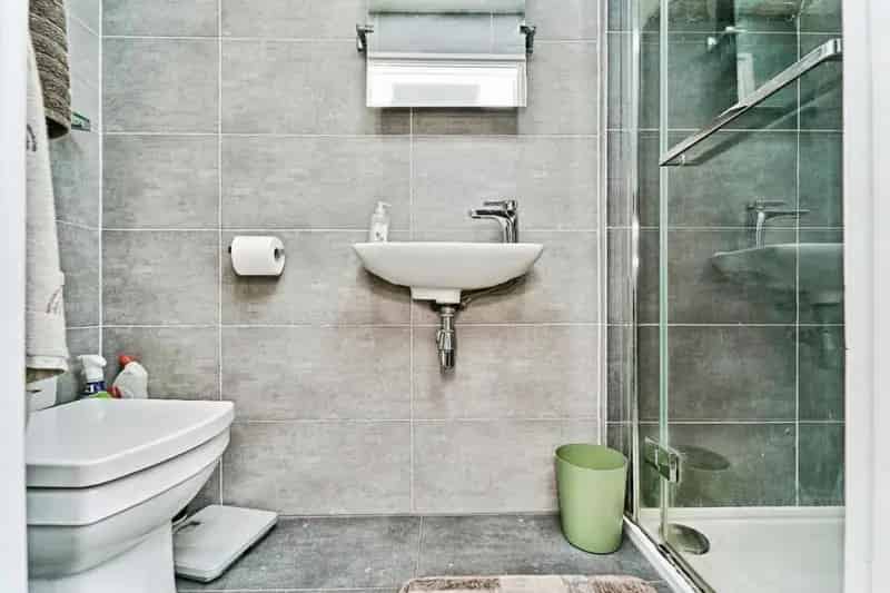 4 Bed Detached House with Granny Annex for Sale