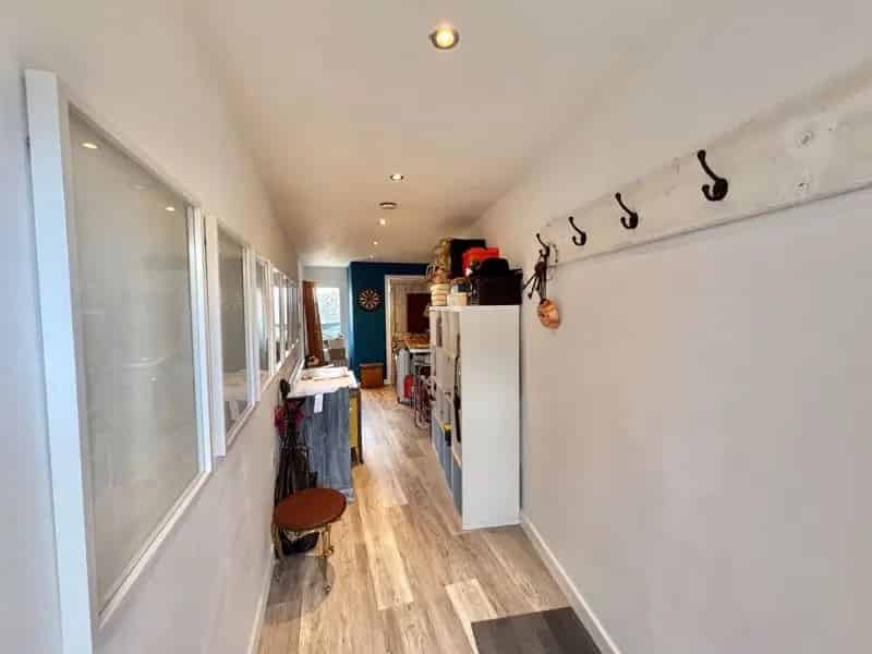 3 Bedroom Semi-Detached House for Rent