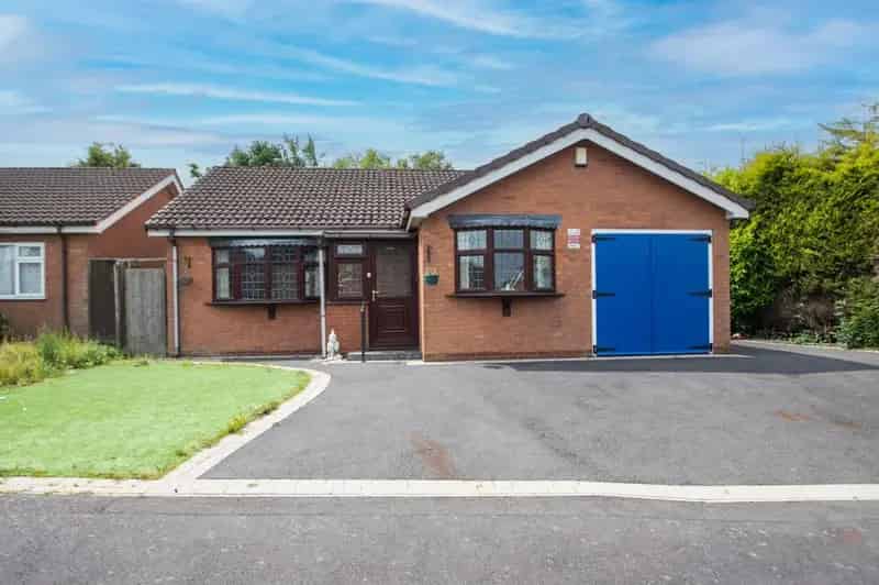 2 Bedroom Bungalow for Sale