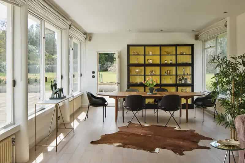 Modernist House for Sale Shrubs Wood Chalfont St Giles Buckinghamshire