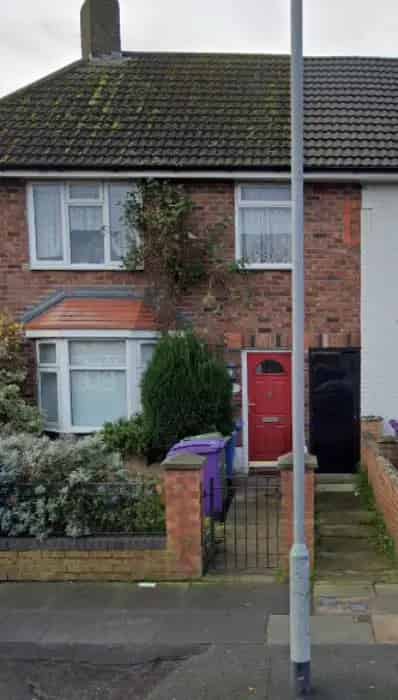 2 Bed Flat Colesborne