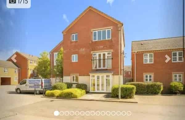 2 Bed House Own Parking Pet-Friendly Near Park