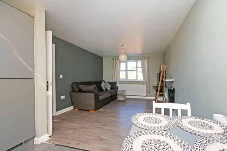 2 Bedroom Flat For Sale in Acomb