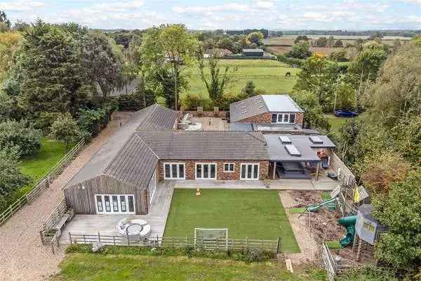 Acre House Bleasby Moor Luxurious Family Home