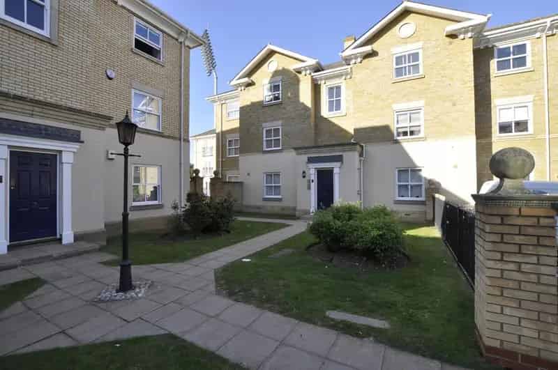 2 Bedroom Flat to Rent