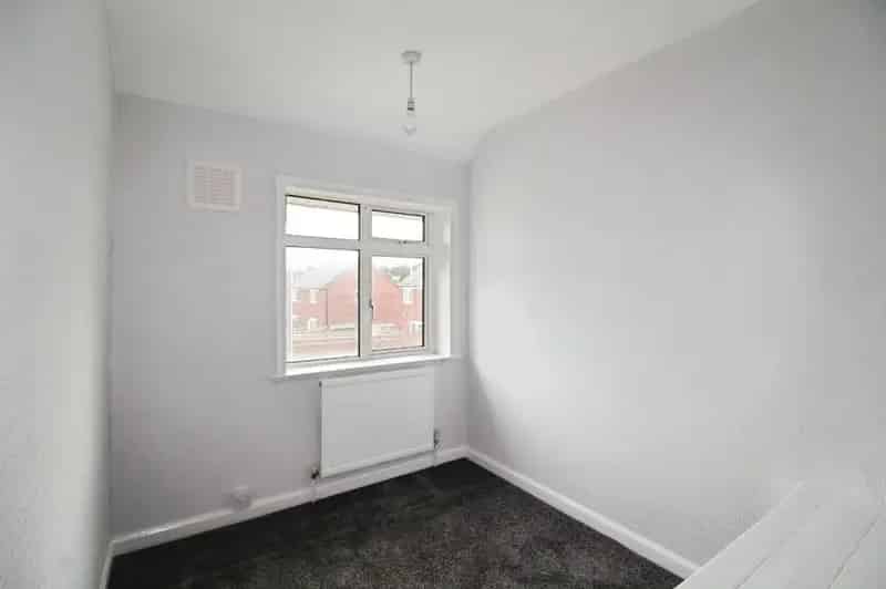3 Bedroom Mid Terrace House for Sale Leeds LS14