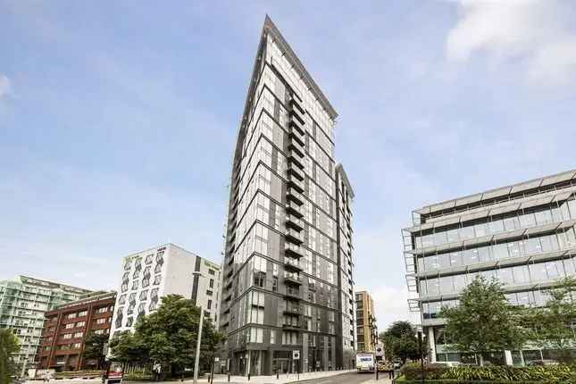 Luxury 2-Bedroom Penthouse Apartment for Rent in London W5