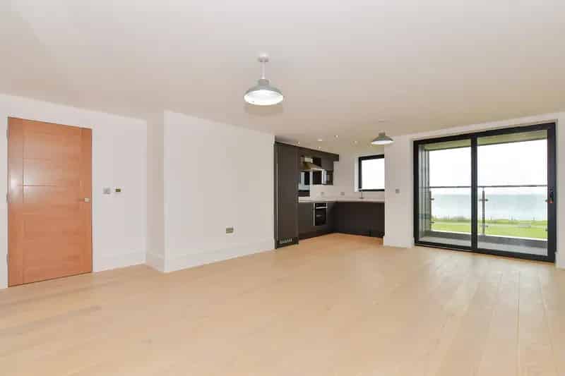 2 Bed Apartment for Sale Fitzroy Avenue Broadstairs Panoramic Sea Views