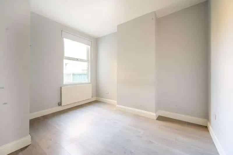 2 Bed Flat for Sale Richmond Road