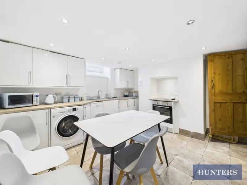 4 Bedroom House To Let Filey