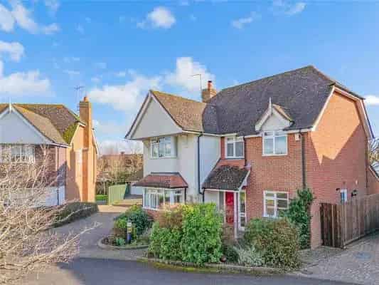 Four Bedroom Detached House near Felsted Village