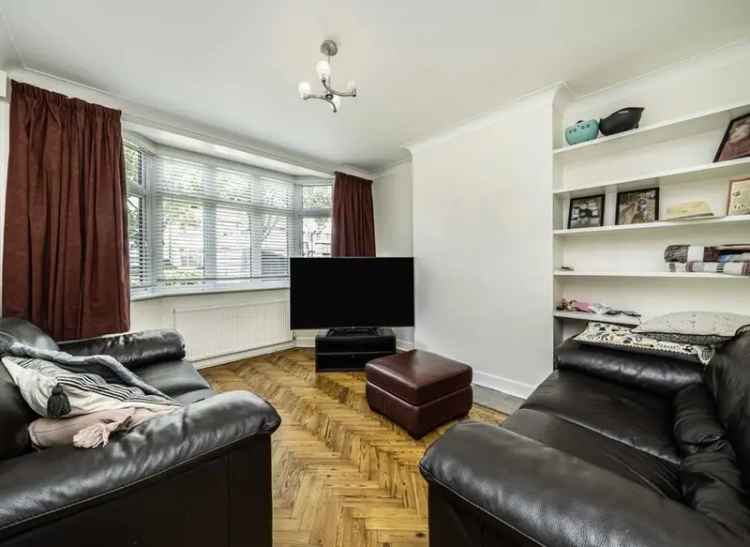 3 Bedroom Semi Detached House Isleworth