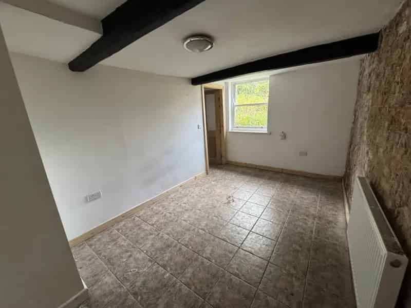 2 bedroom Flat
 To Rent