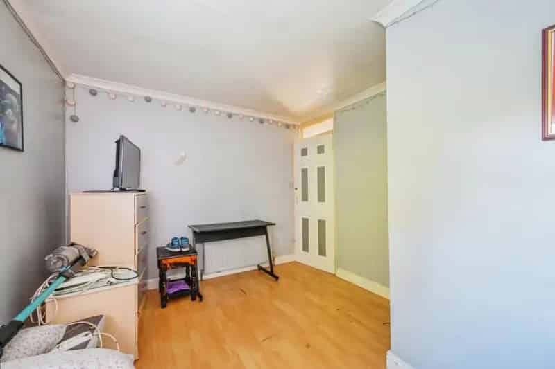 3 Bed Mid Terrace House for Sale