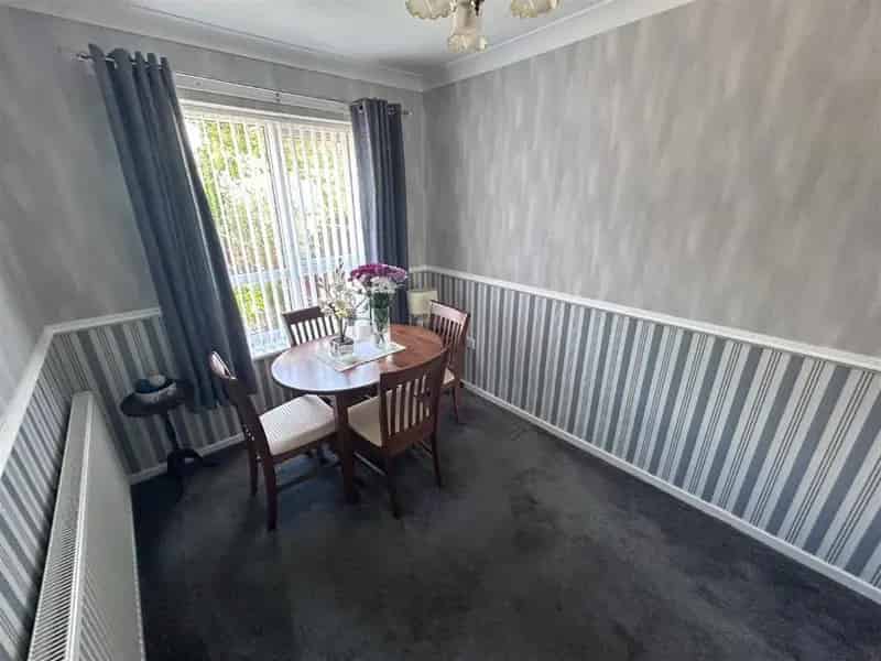 3 Bed Detached House For Sale Near Merry Hill