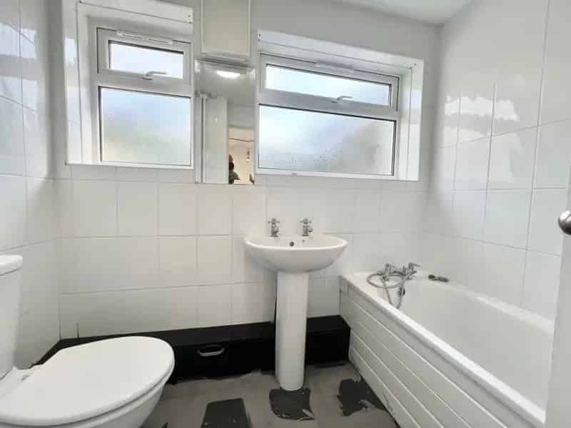2 Bedroom House To Rent Available June 20 2025