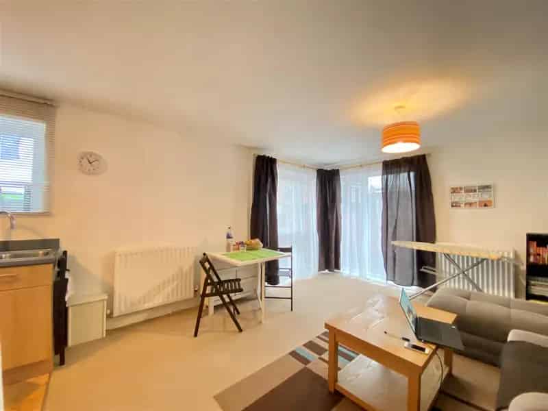 2 Bedroom Apartment Near Manchester City Centre