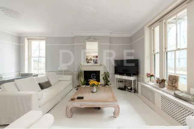 Flat for sale in Addison Road, London W14