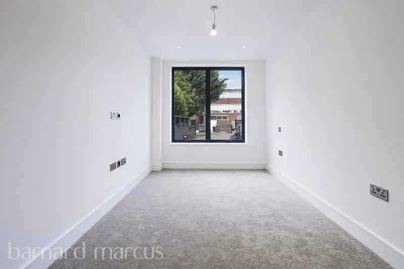 Luxury Apartments in Banstead Near High Street