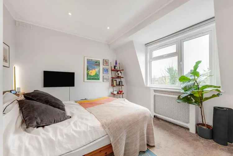 2 Bed Apartment South Hampstead Conservation Area