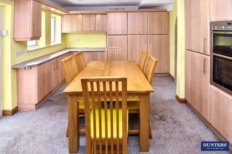 3 Bed House for Sale No Upward Chain