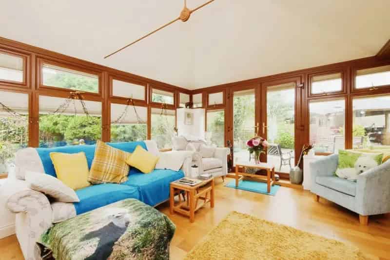 Stunning Hogg-Built Bungalow with Annexe and Landscaped Garden