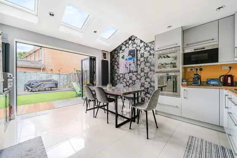 3 bed property for sale